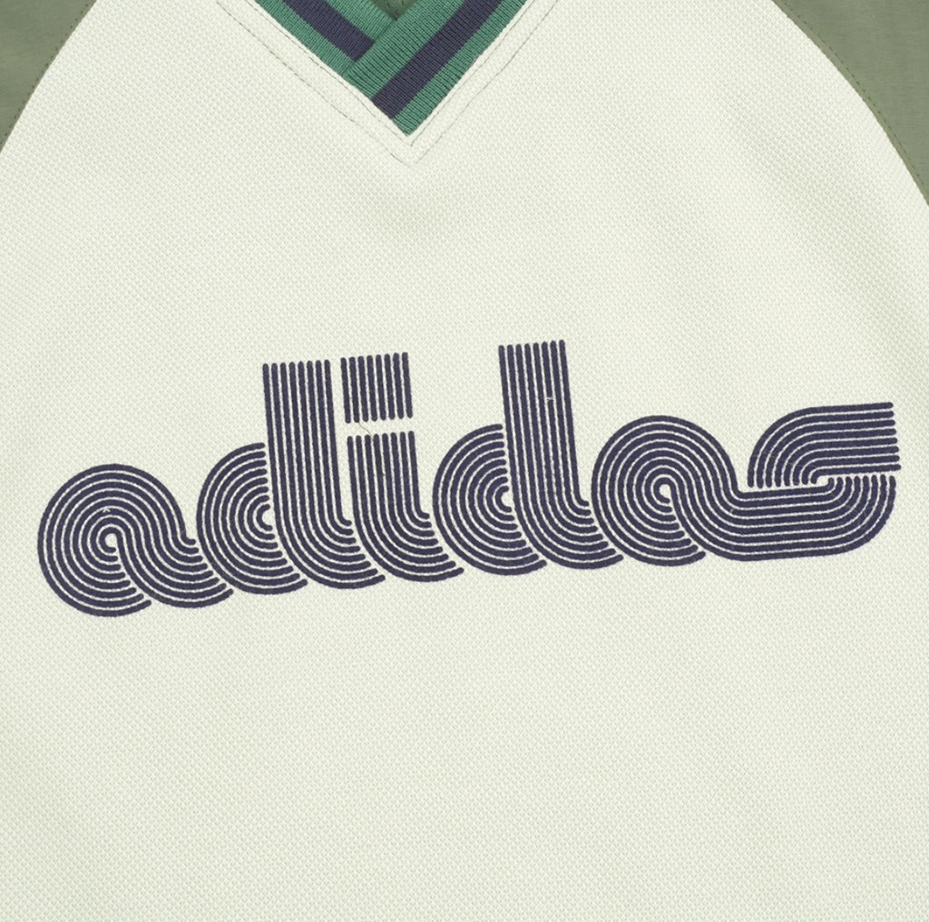 Adidas Retro Two-Tone Crewneck – Verde Olivo / Beige