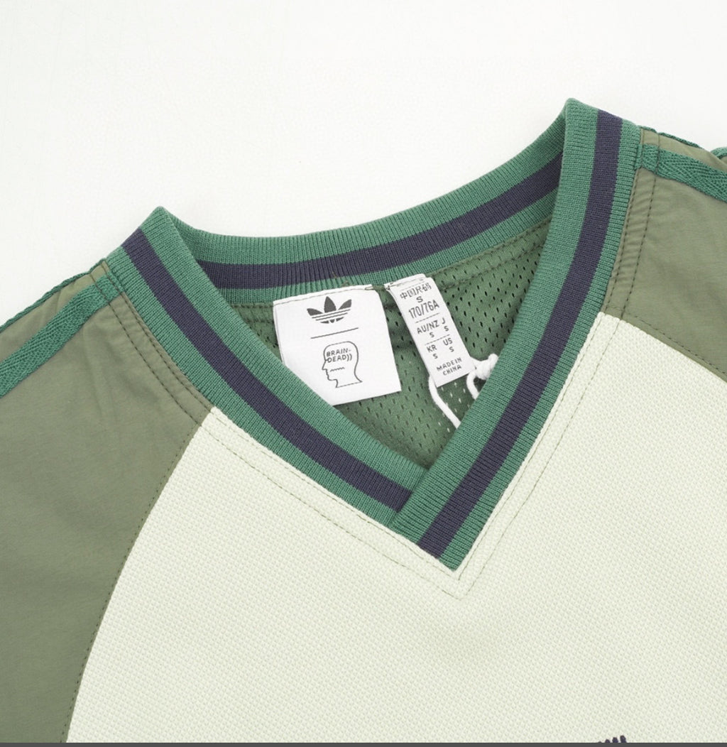 Adidas Retro Two-Tone Crewneck – Verde Olivo / Beige